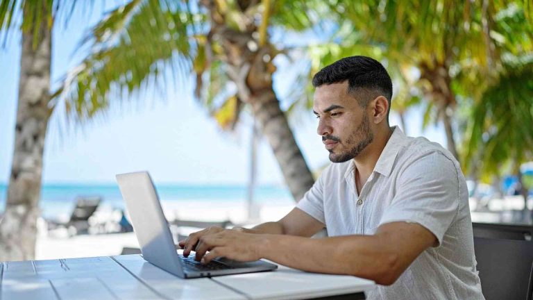 What Wattage Power Bank Do You Need for a Laptop