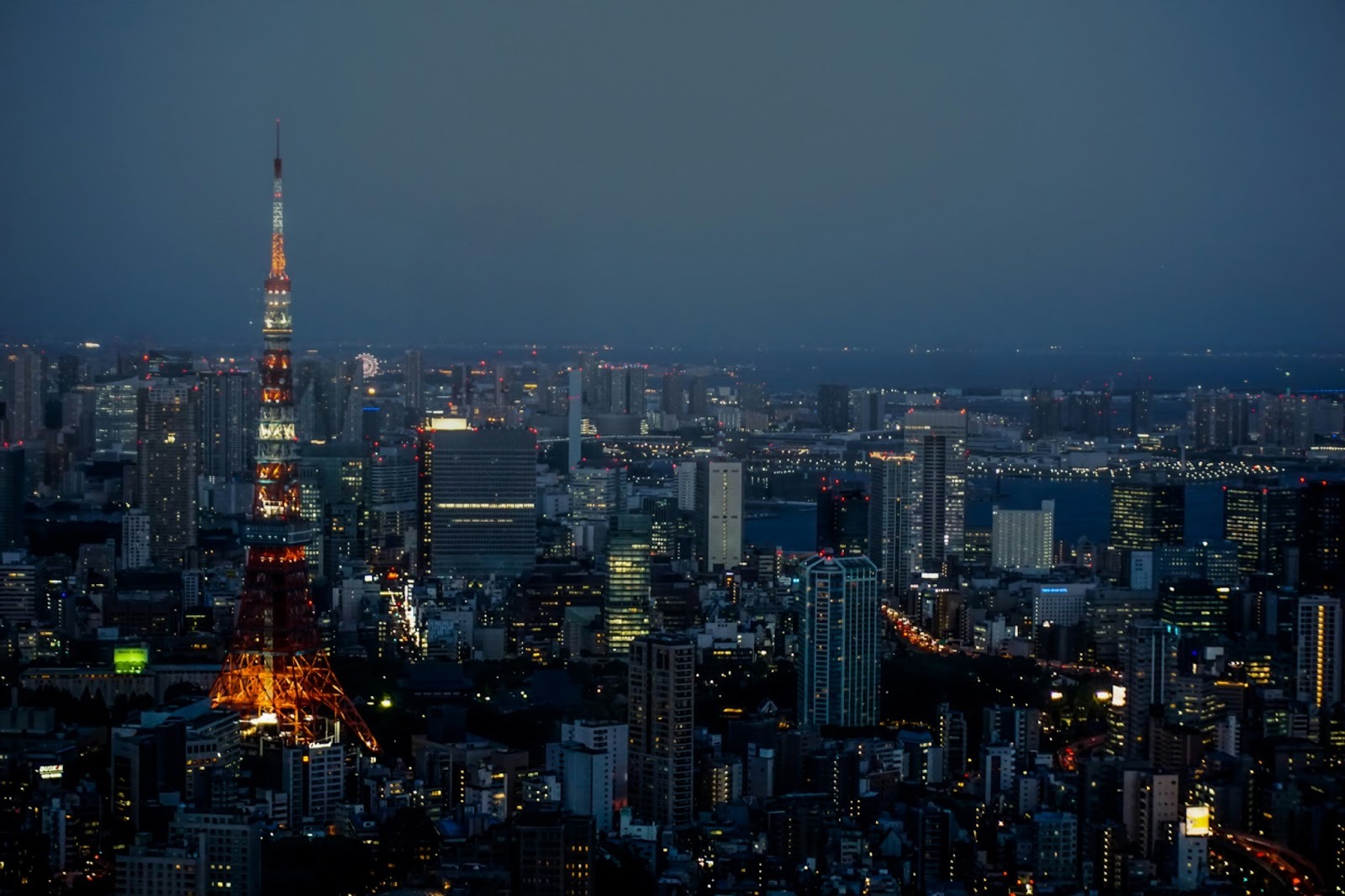 Contrasts of Modern Japan