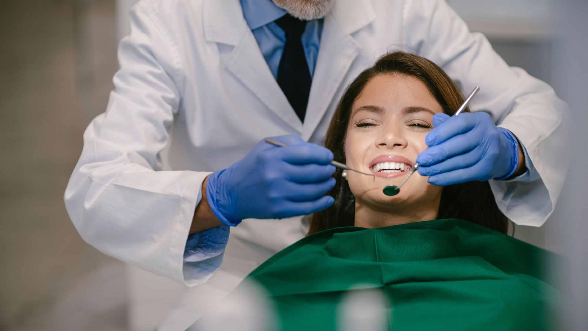 How to Increase Profit from Aesthetic Dental Services