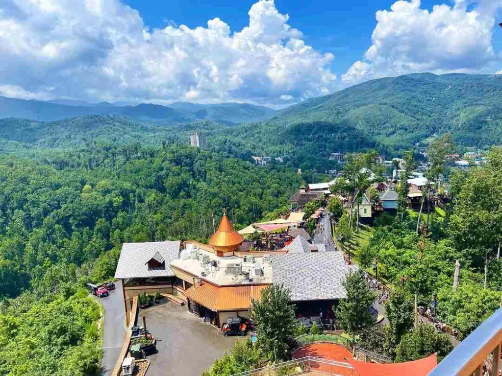 15 Unmissable Things to Do in Gatlinburg for an Unforgettable Trip 6 Anakeesta
