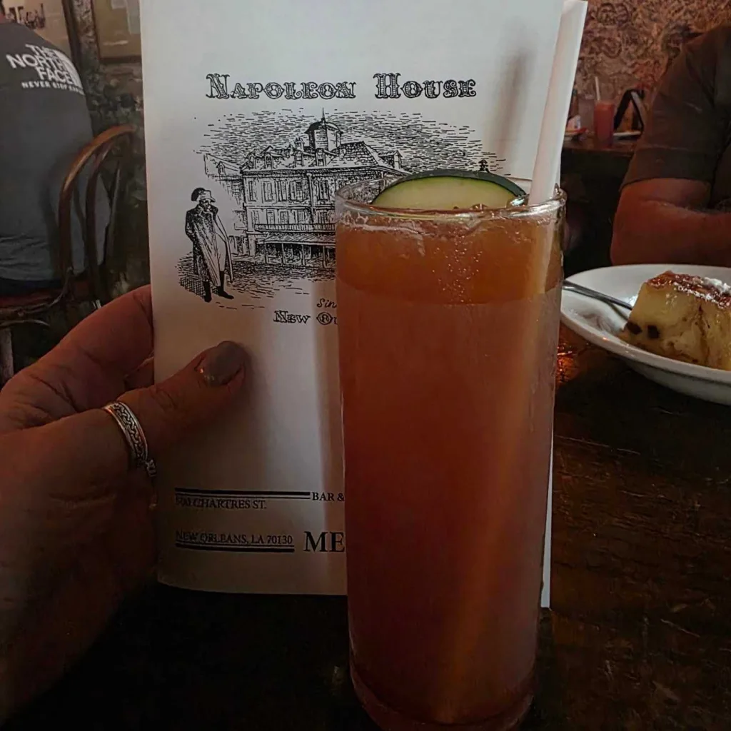 10 Best Restaurants in New Orleans: A Foodie’s Ultimate Guide 2 Napoleon House