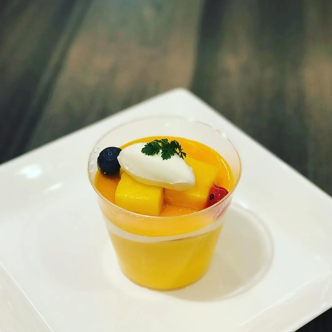 Mangosteen Pudding