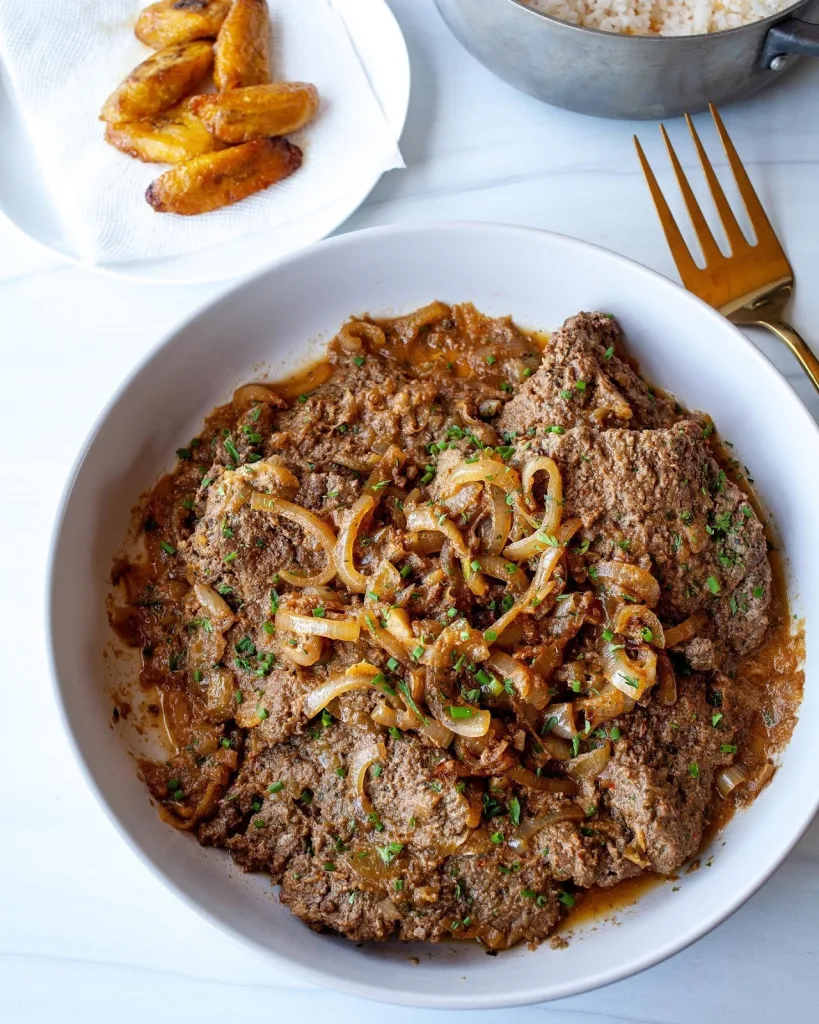 Bistec Encebollado Recipe