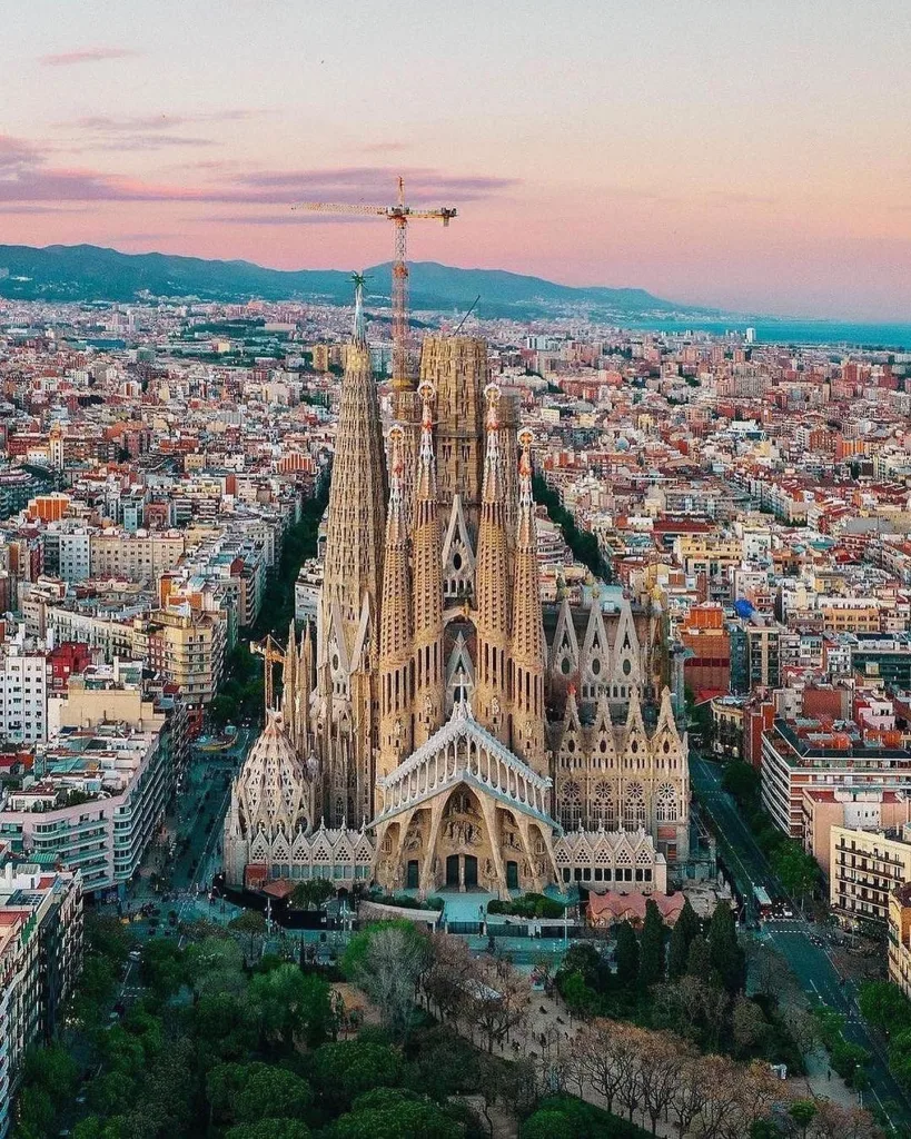 Solo Travel Tips for Barcelona