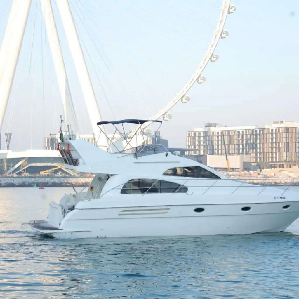 45 Feet Yacht Rental up to 15 Guests in Dubai
