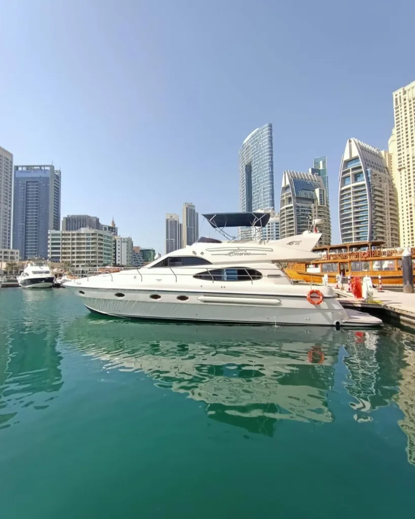 2-Hour Dubai Marina Mini Yacht Cruise