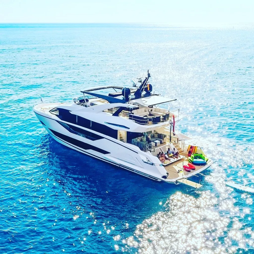 Private Luxury Yacht Cruise for up to 12 People