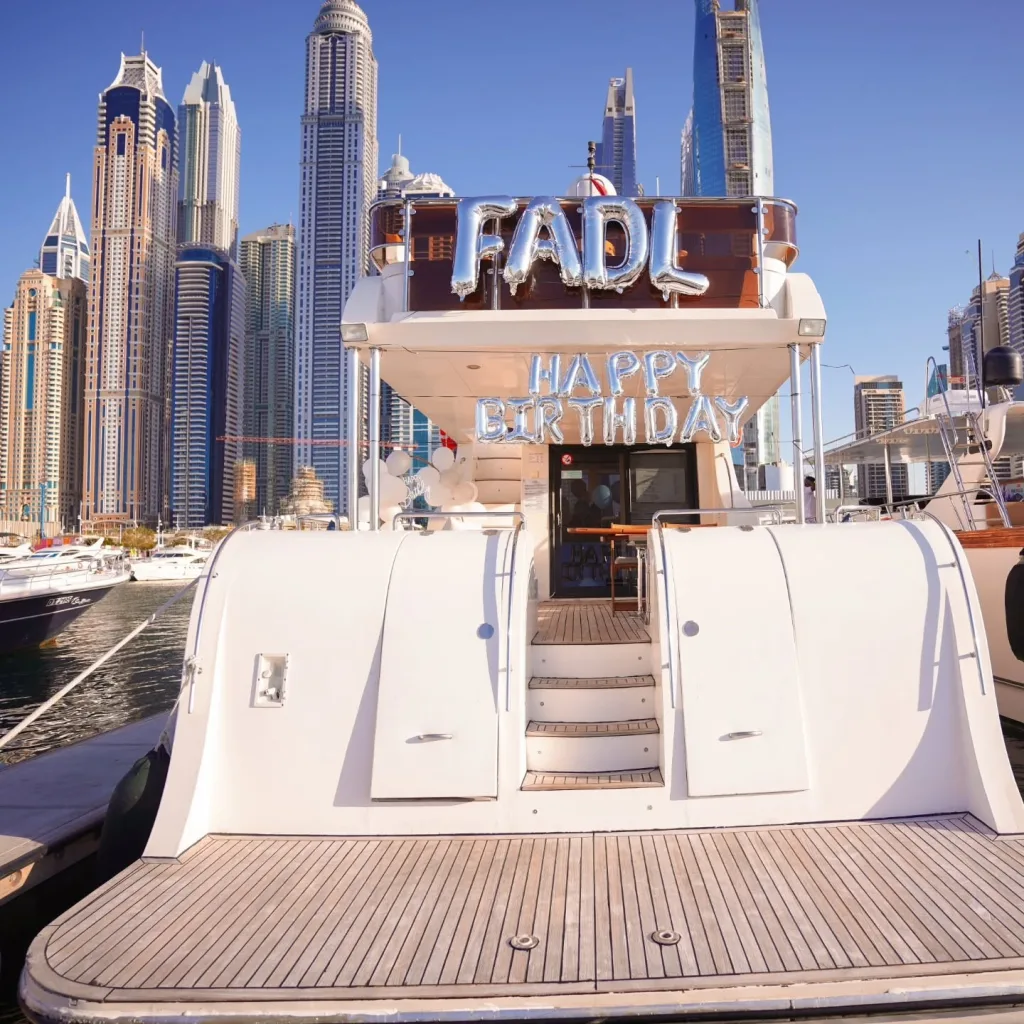 2-Hour Luxury Birthday Celebration on a Yacht in Dubai