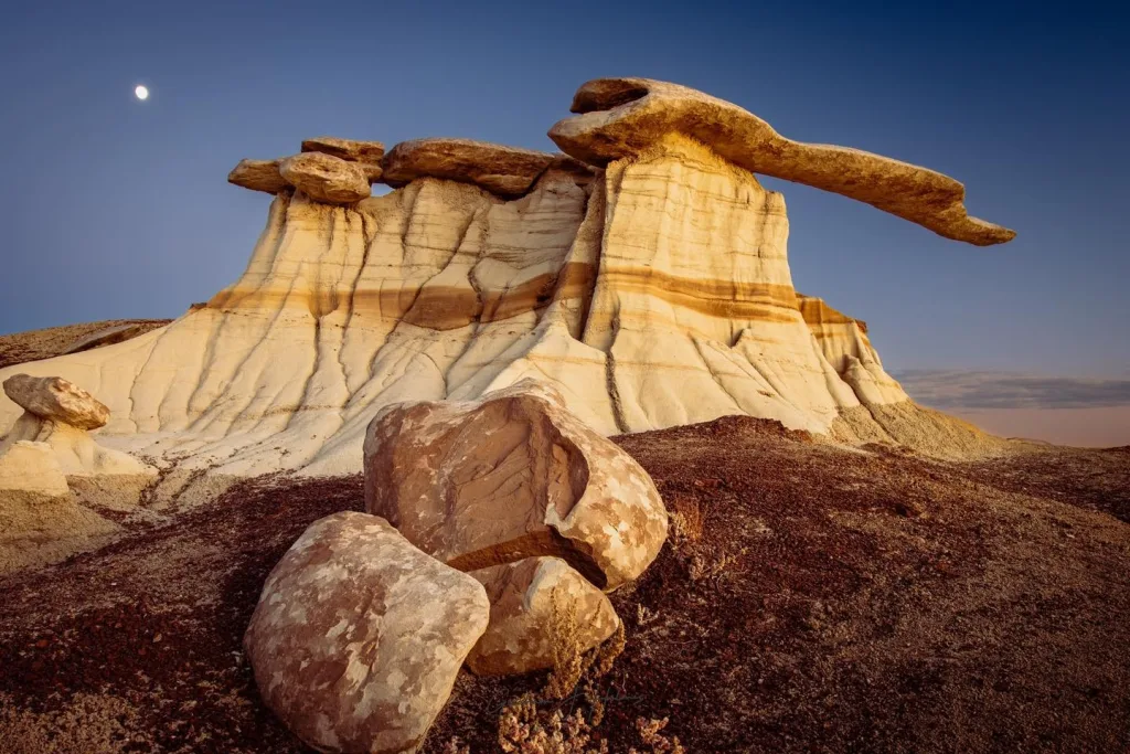 Nearby Hikes and Attractions