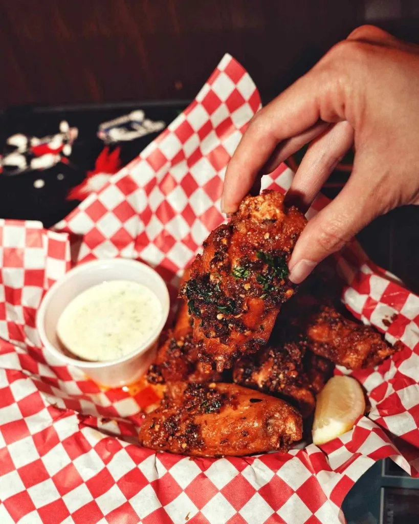 Easy Lemon Garlic Chicken Wings Recipe