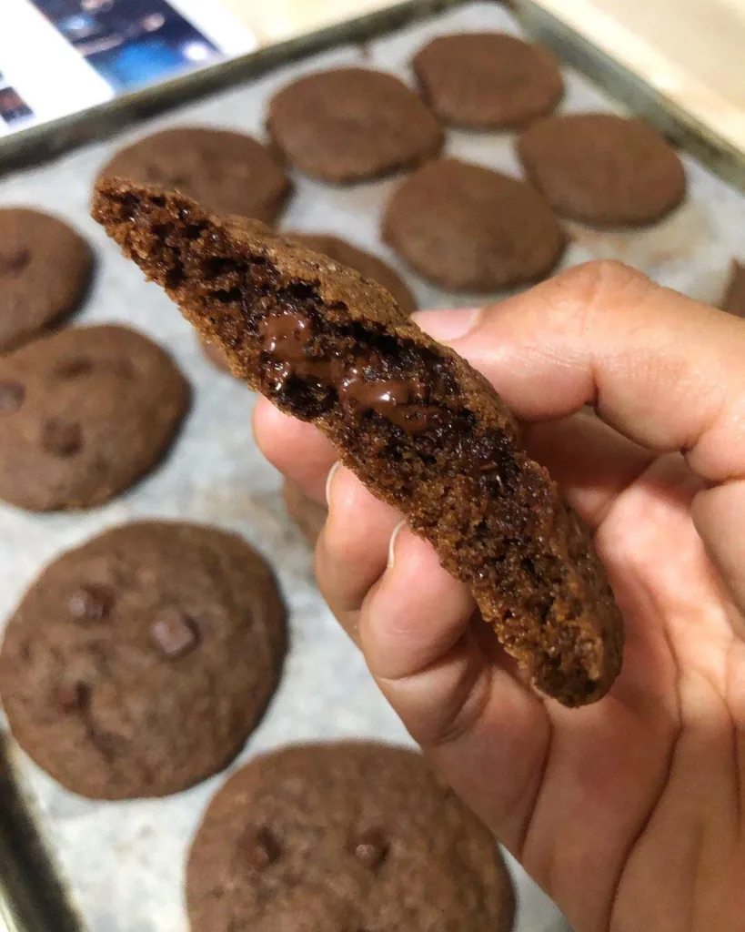 Gooey Chocolate Filled Cookies Recipe