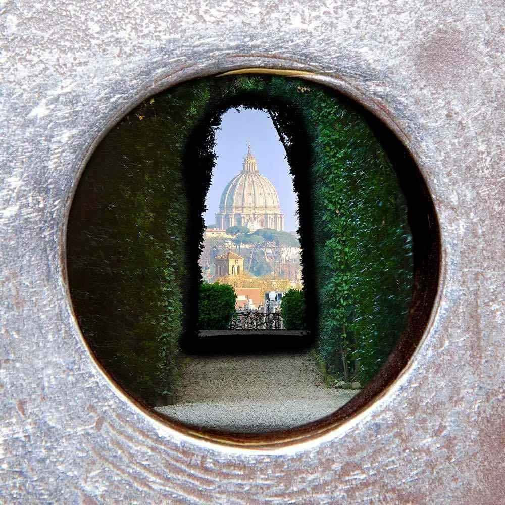 Peek through the Knights of Malta keyhole