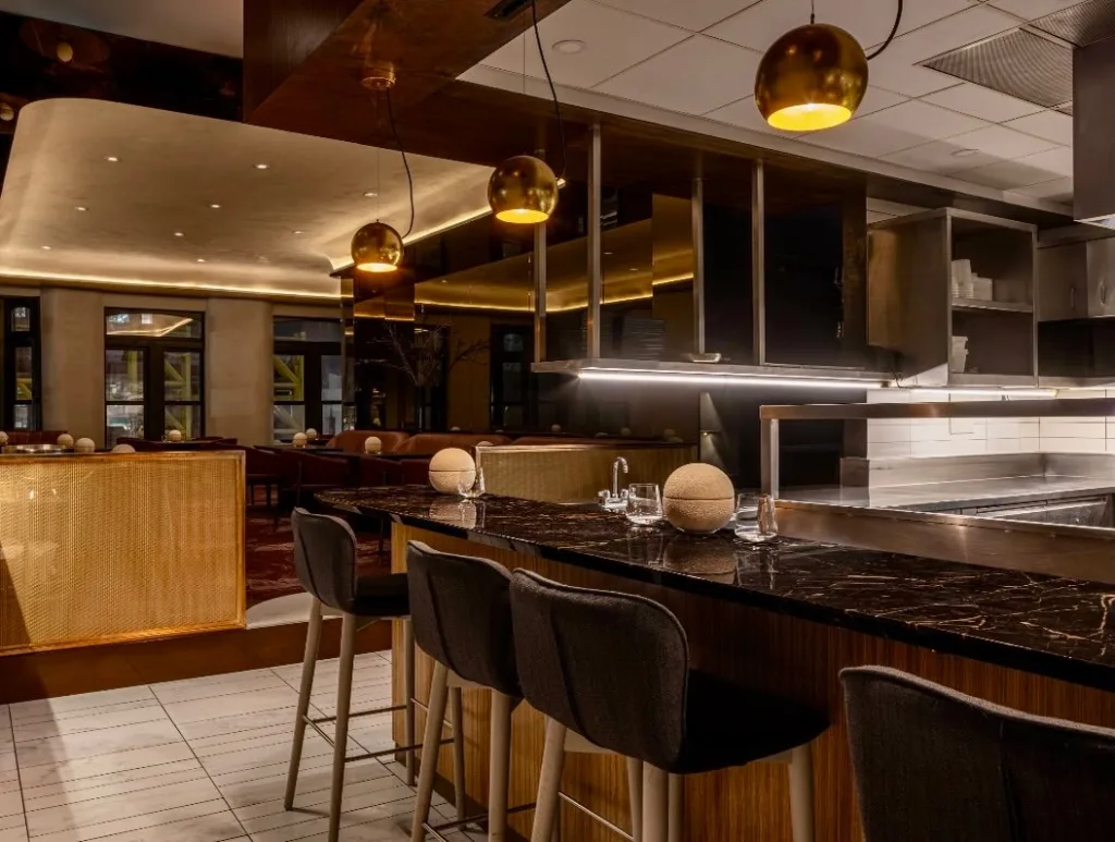 11 Amazing Canada Restaurants Every Food Lover Must Visit 1 Alo Canada Restaurants