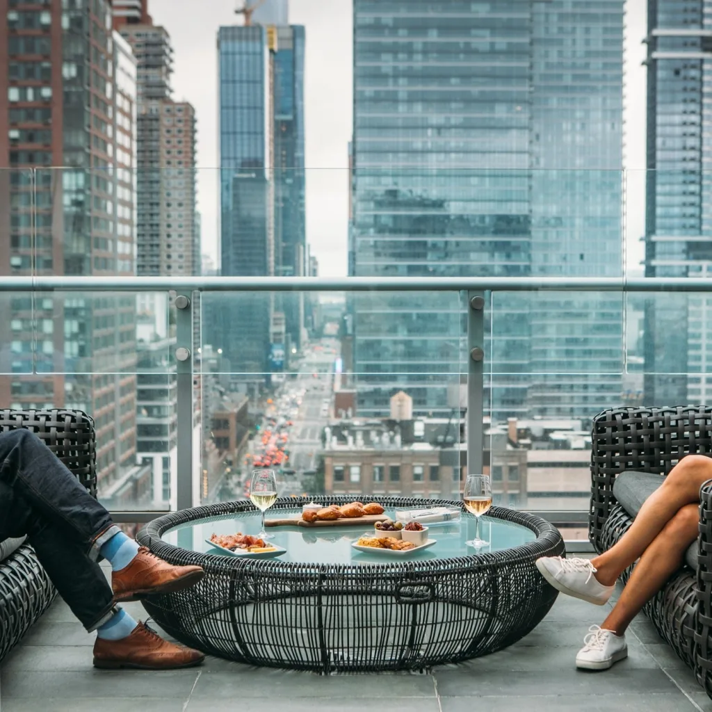 11 Best NYC Restaurants You Must Try Right Now 3 Trendy Rooftop Restaurants with Skyline Views