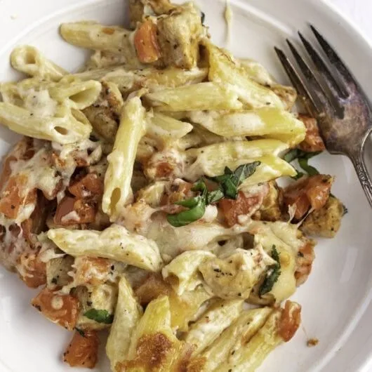Copycat Applebee's Three Cheese Chicken Penne
