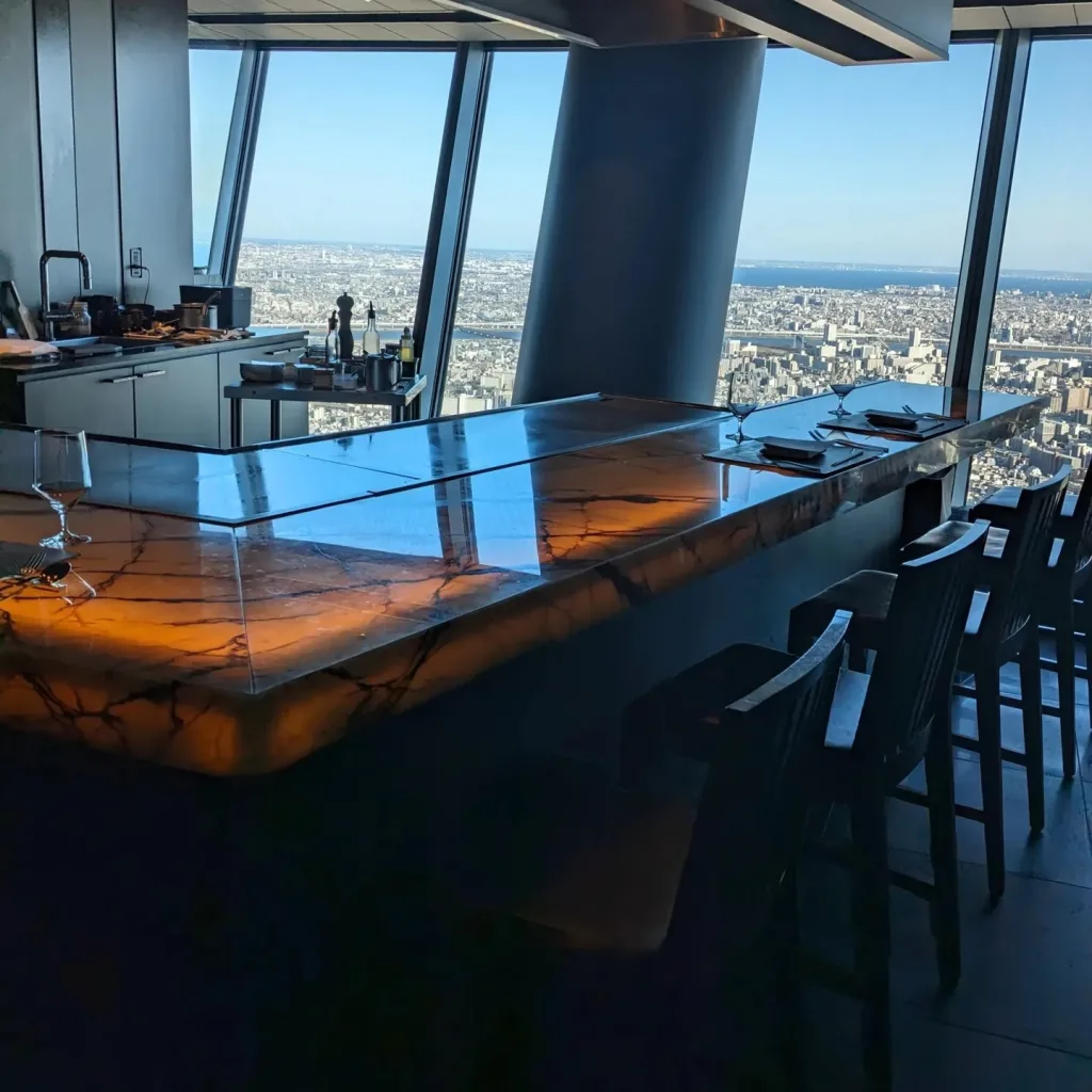 Sky Restaurant 634