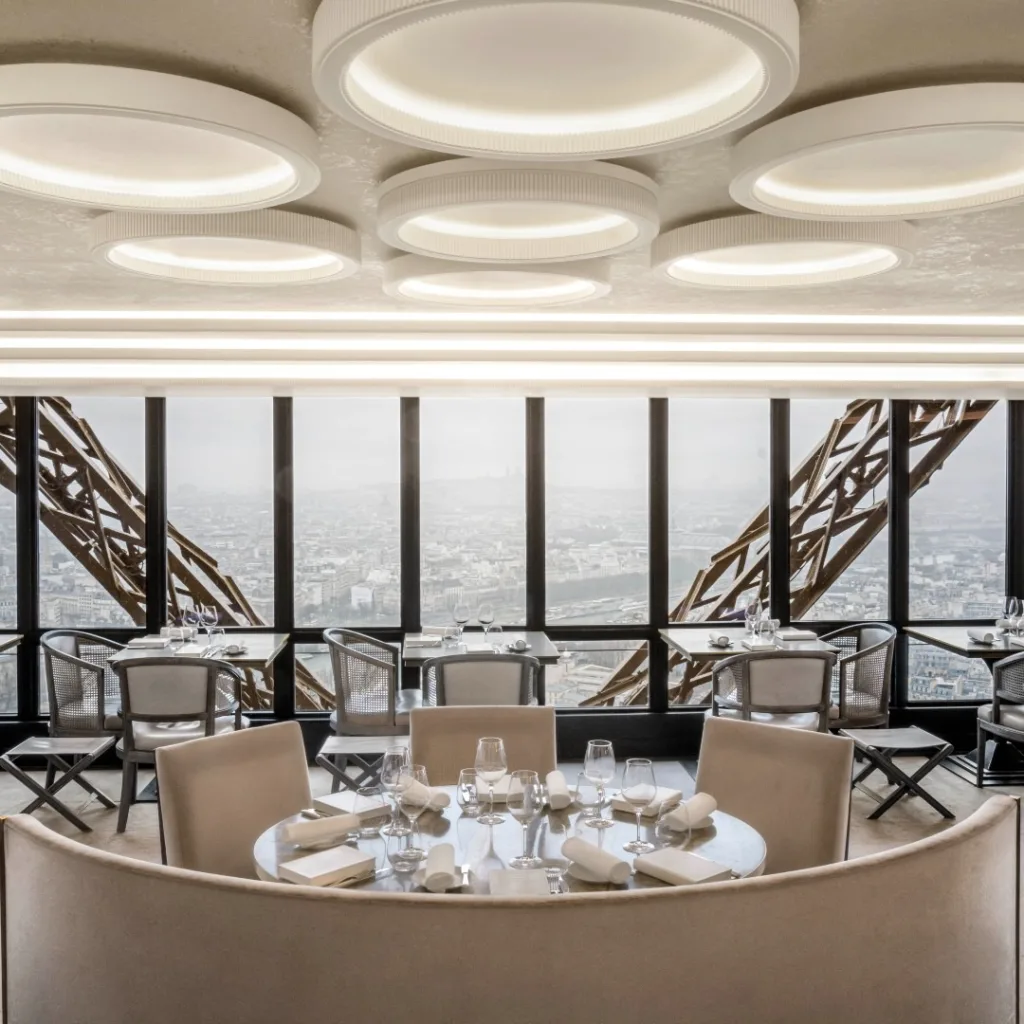 Le Jules Verne Paris Restaurants