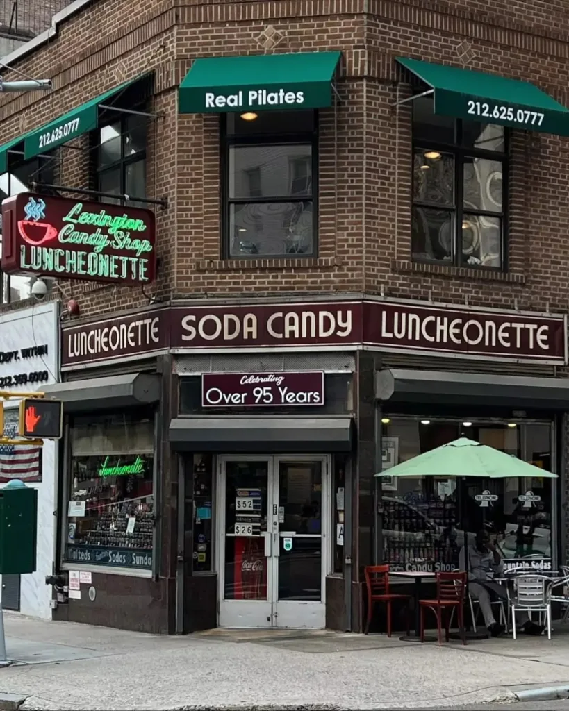 11 Best NYC Restaurants You Must Try Right Now 11 Late-Night Diners Open 24/7