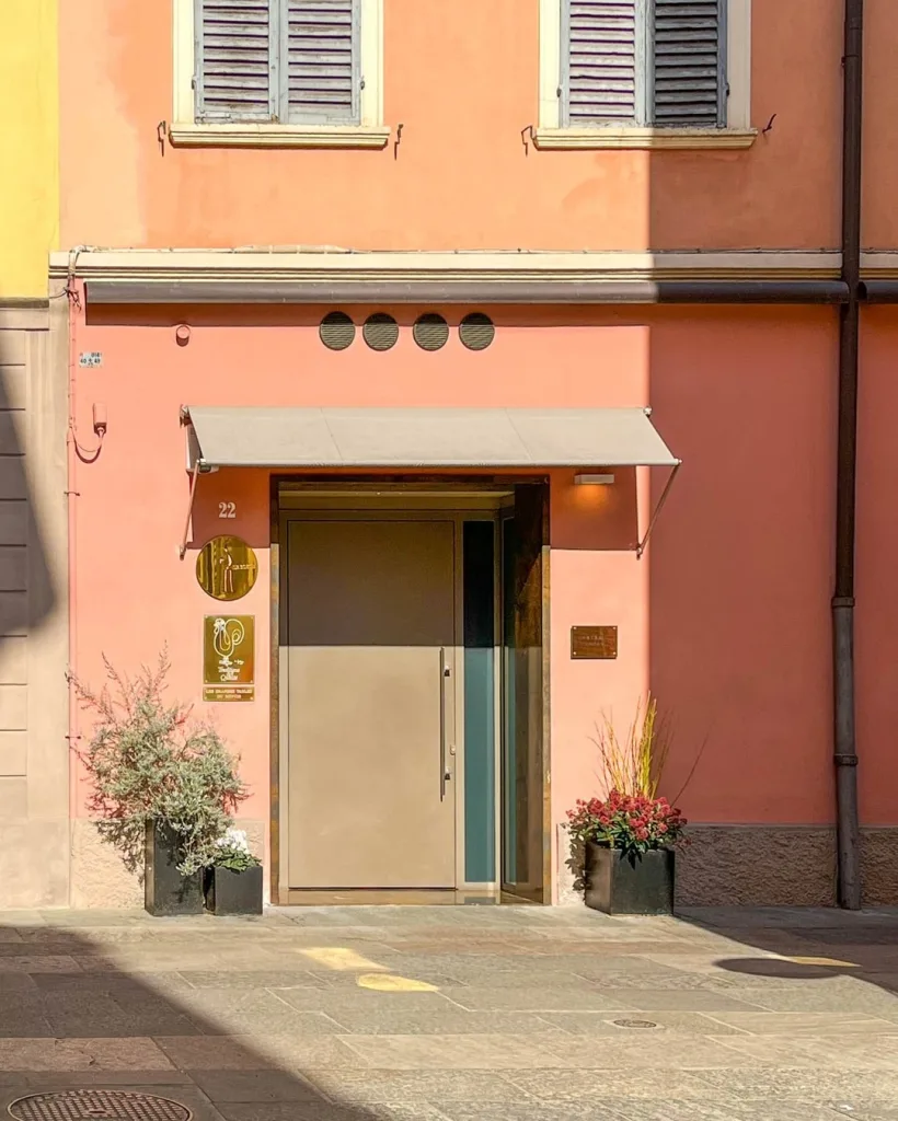 10 Famous Main Course Dishes Restaurants in the World 1 Osteria Francescana