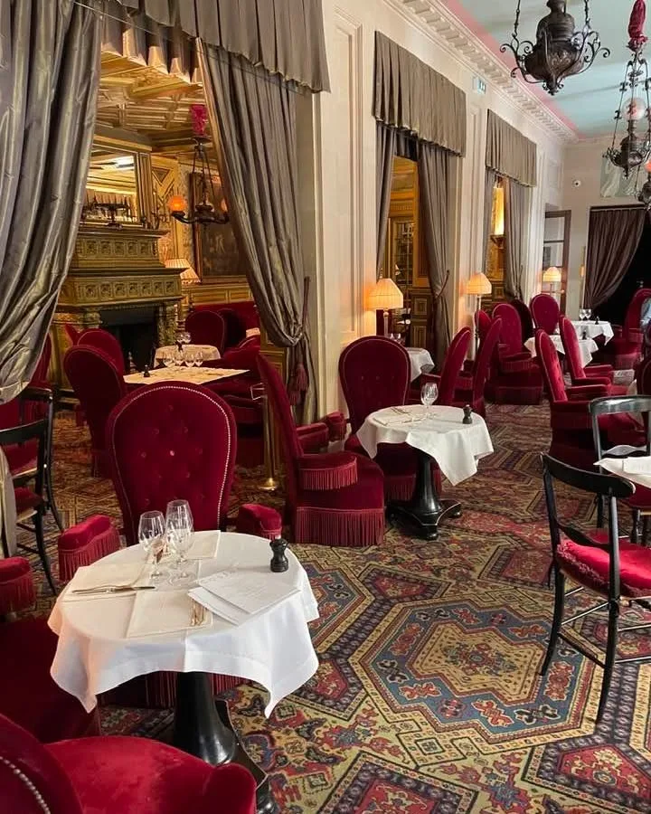 10 Paris Restaurants Interior That Will Inspire Every Food Lover 6 Hôtel Coste