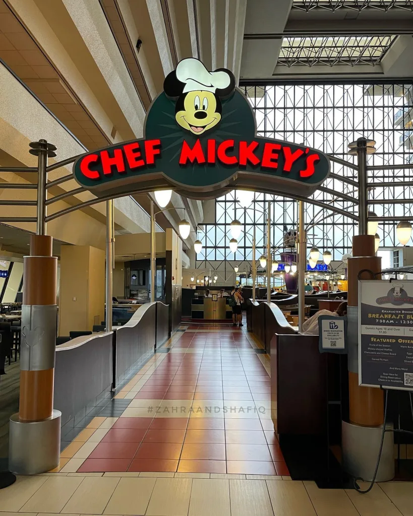 10 Disney World Restaurants You Need to Try on Your Next Visit 4 Chef Mickey's Disney World Restaurants