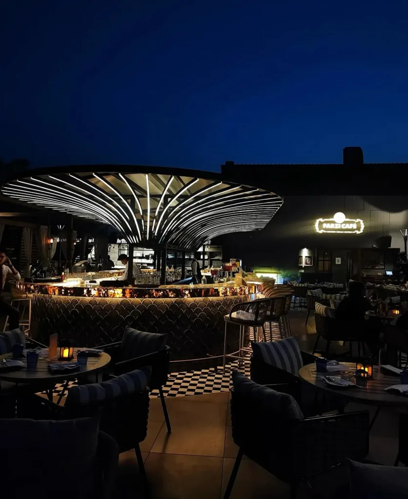 Farzi Cafe