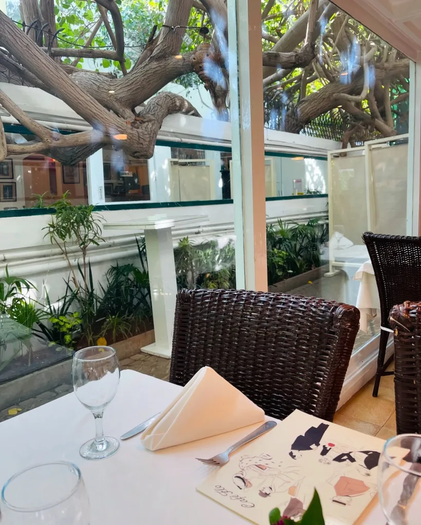 Cafe Flo Karachi Restaurants Snaps