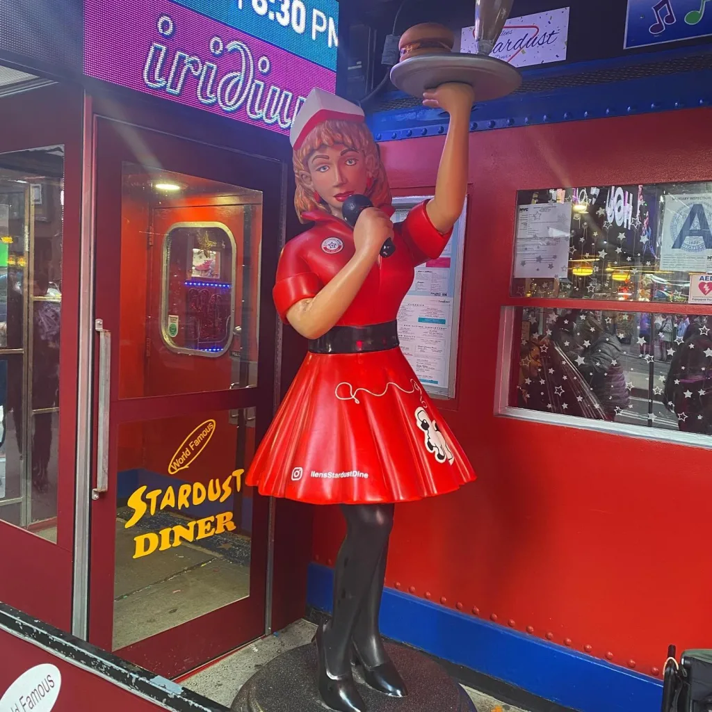 10 Kids Restaurants Every Family Should Visit Around the World 4 Ellen's Stardust Diner Kids Restaurants
