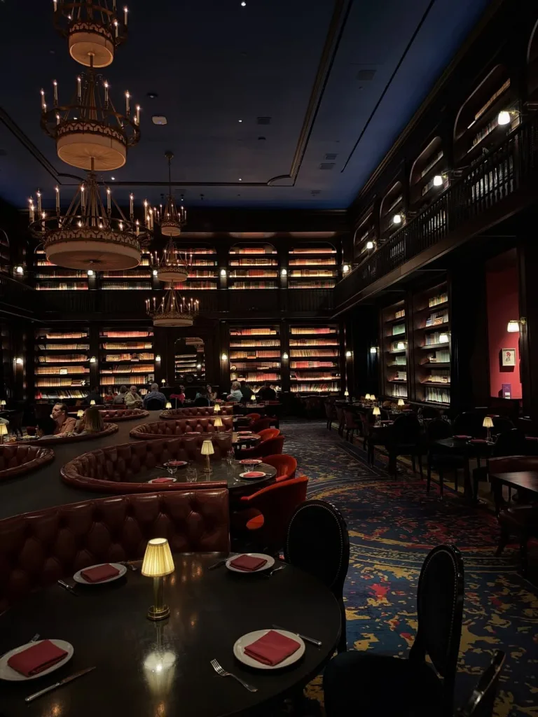 11 Restaurants Interior Ideas That Make Every Dining Space Stand Out 5 Library Style Restaurant Interior