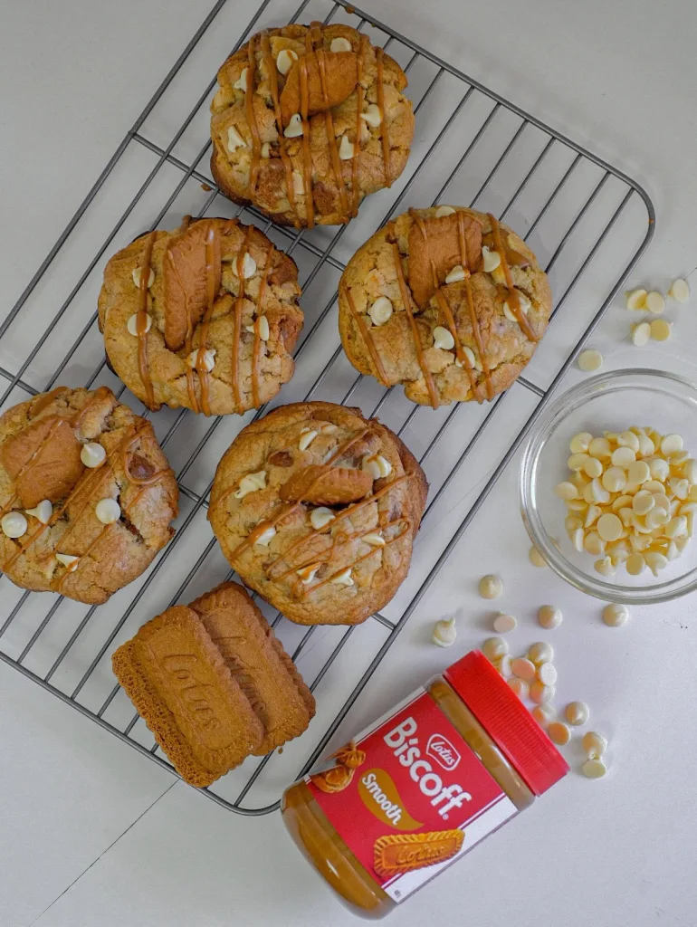 Biscoff Cookie Butter Cookies with Lava Center Recipe 2 Biscoff Cookie Butter Cookies with Lava Center