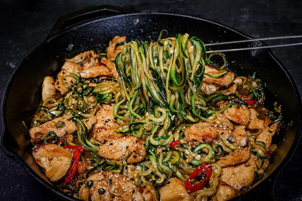 Garlic Chicken Zucchini Noodles Recipe 2 Garlic Chicken Zucchini Noodles