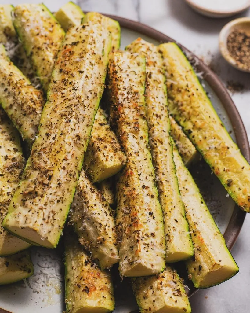 Keto Baked Parmesan Zucchini Fries