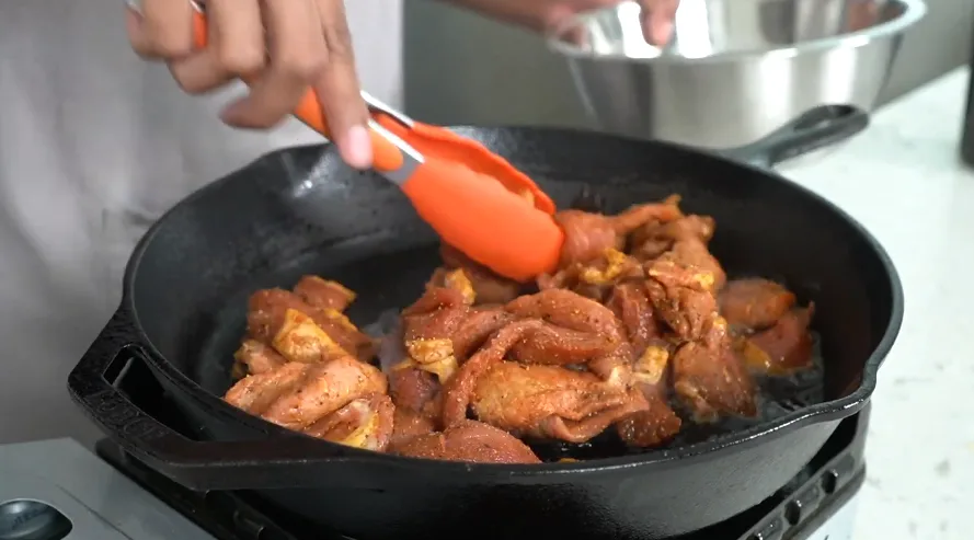 Steak Queso Rice Recipe 4 Sear the Seasoned Sirloin Steak