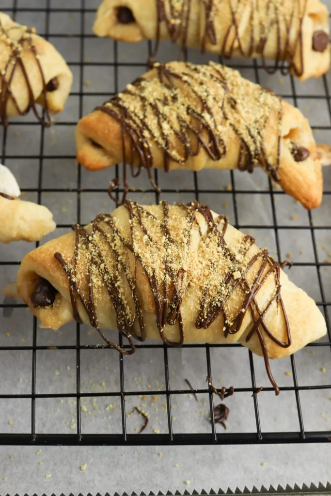 S'mores Crescent Rolls Recipe 1 S'mores Crescent Rolls