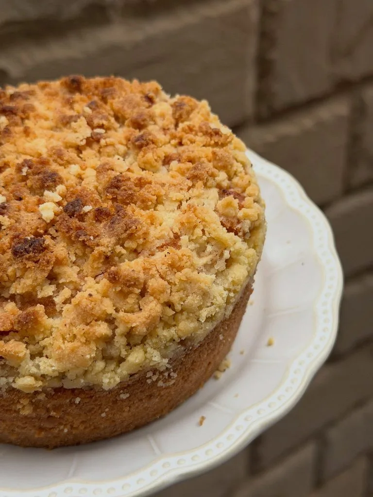 Apple Crumble Cake Recipe 1 Apple Crumble Cake
