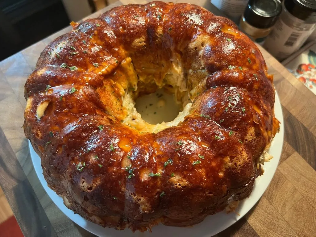 Chicken Alfredo Monkey Bread