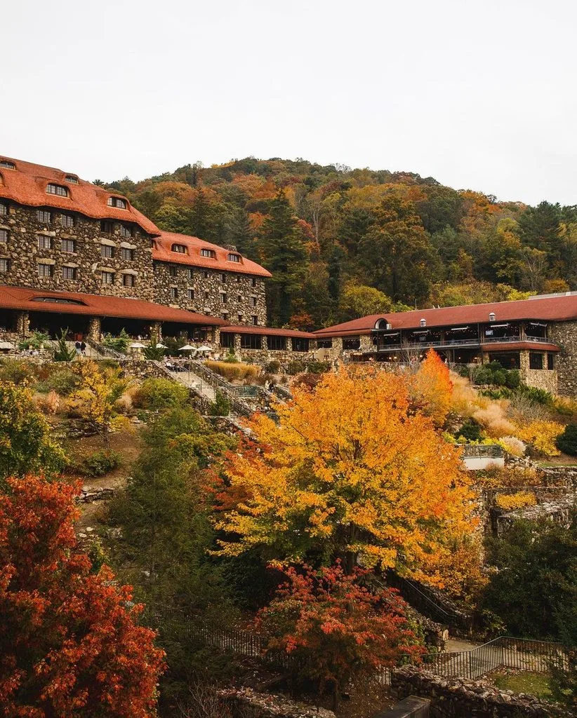 11 Affordable Spa Resorts in the USA for a Relaxing Getaway 10 Omni Grove Park Inn