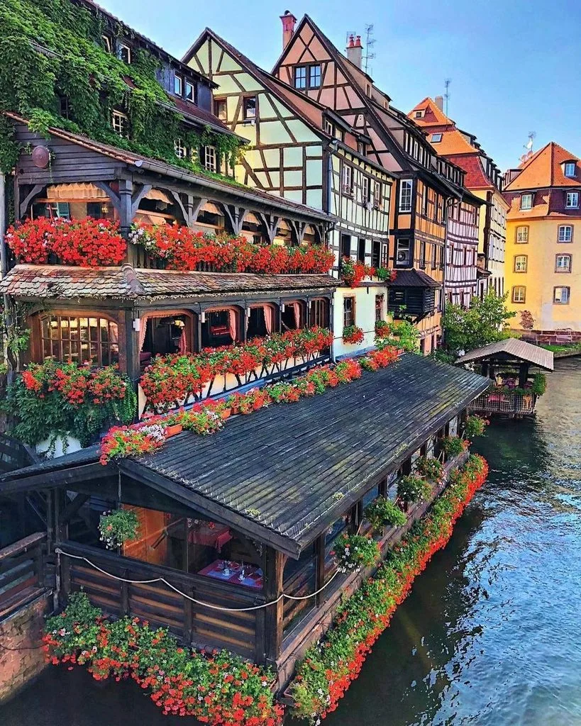 10 Prettiest Christmas Villages and Towns in Europe 5 Strasbourg, France