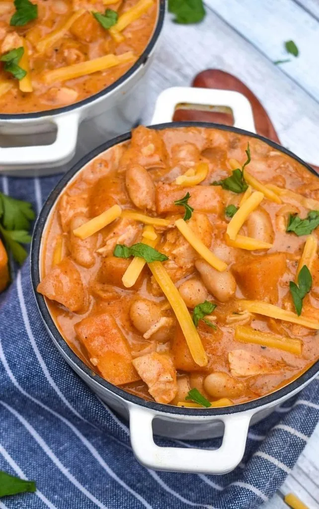 White Cheddar & Apple Chicken Chili Recipe 2 White Cheddar & Apple Chicken Chili