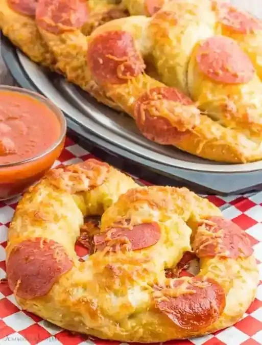 Pepperoni Soft Pretzel Pizzas