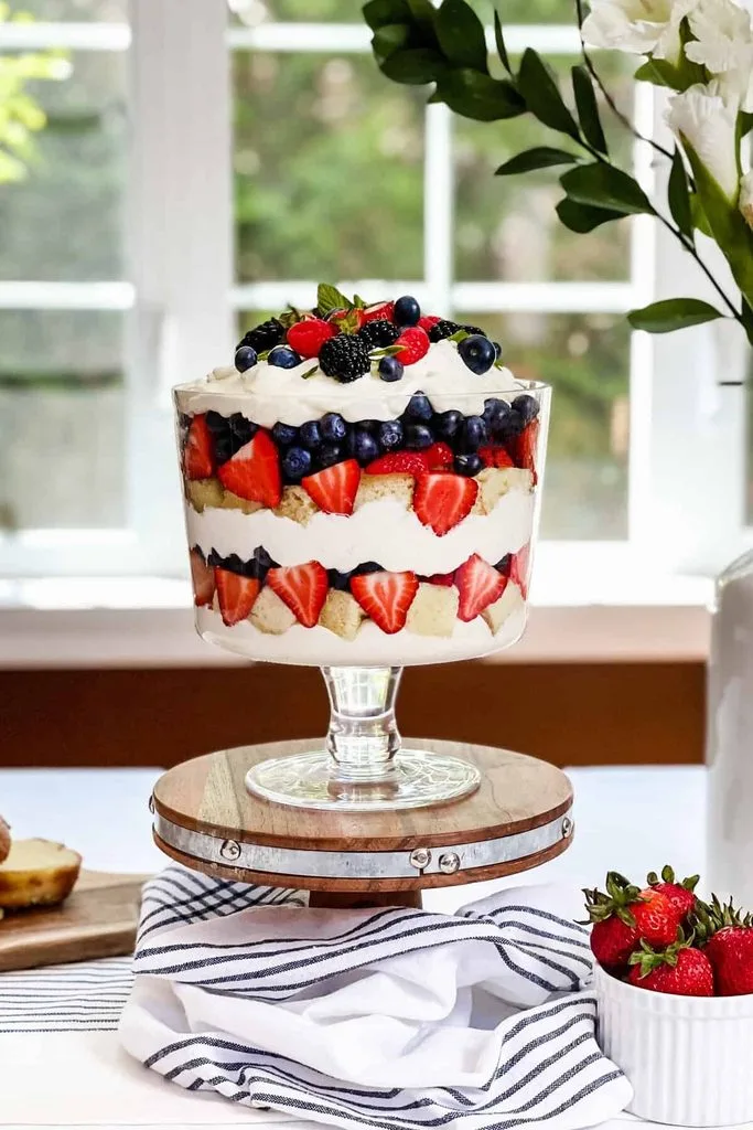 Berry Trifle Cake