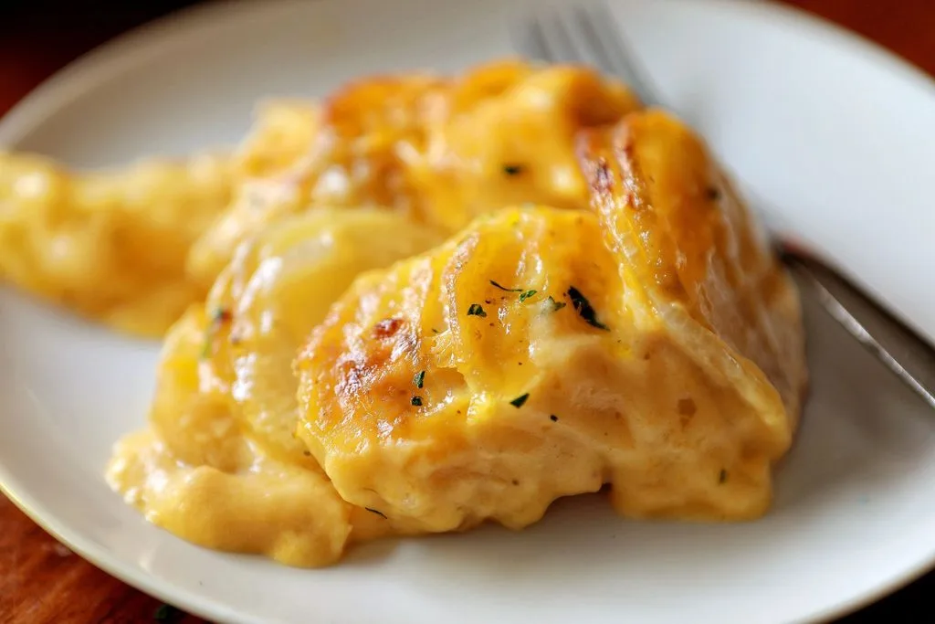 Cheesy Scalloped Potatoes Recipe 4 Cheesy Scalloped Potatoes