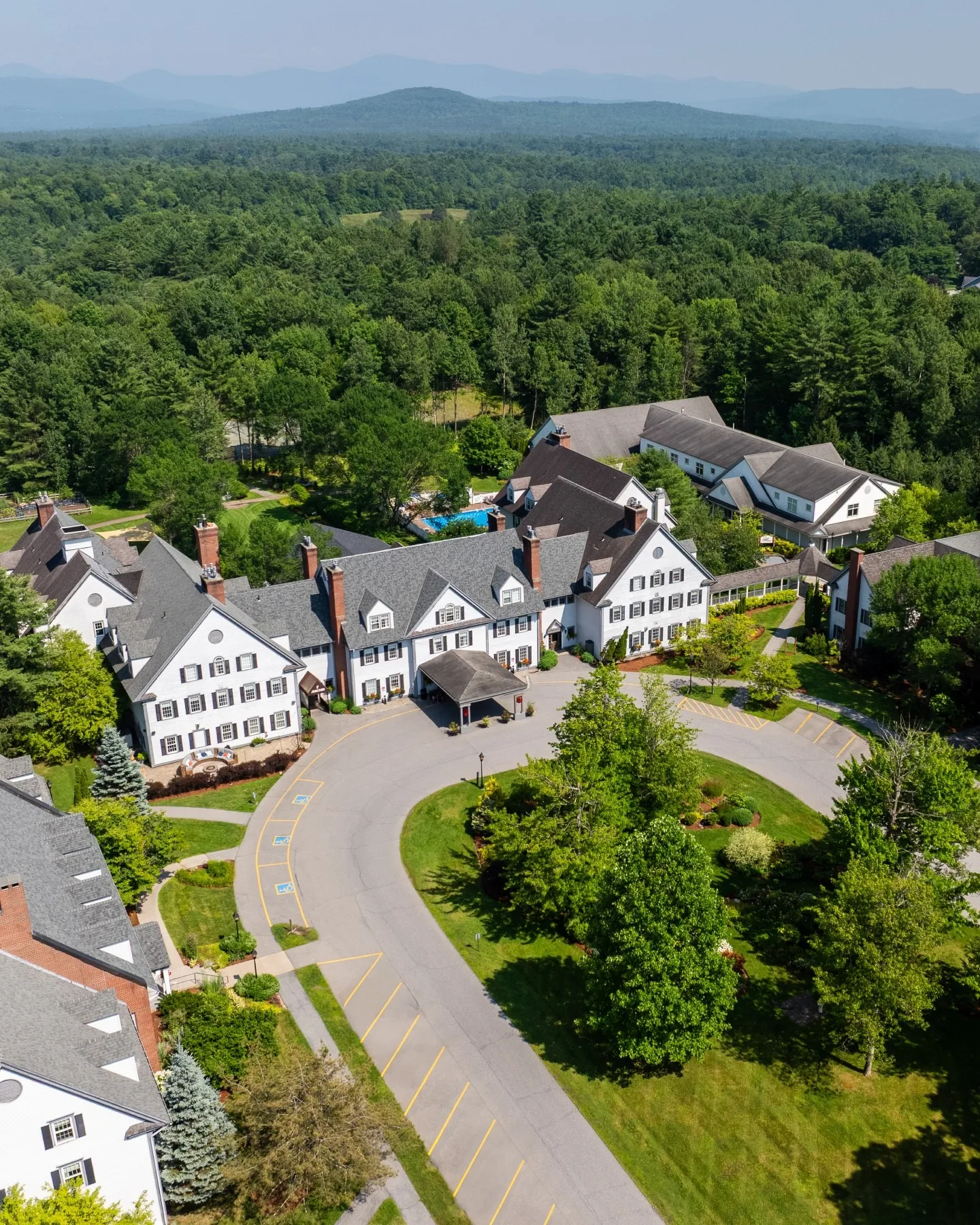 11 Affordable Spa Resorts in the USA for a Relaxing Getaway 11 The Essex Resort & Spa