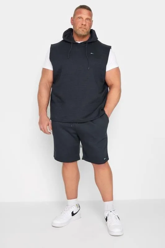 Sporty Beach Outfit With a Sleeveless Hoodie