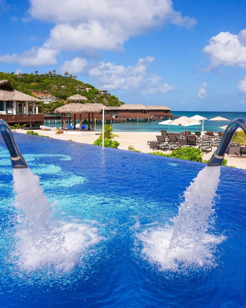 10 Overwater Bungalows Near Florida for a Dreamy Tropical Getaway 8 Royalton Antigua