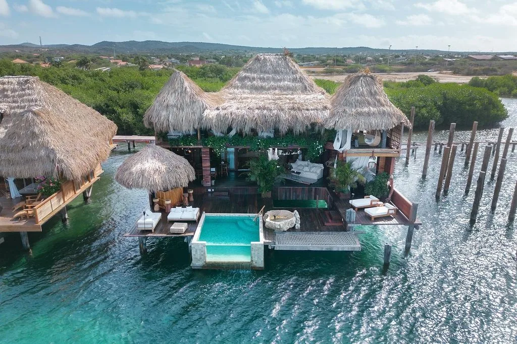 10 Overwater Bungalows Near Florida for a Dreamy Tropical Getaway 10 Aruba Ocean Villas