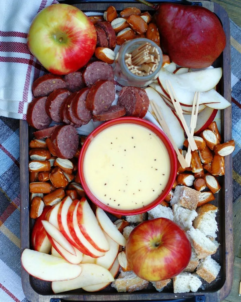 Fall Apple Cider Cheese Fondue Recipe 3 Fall Apple Cider Cheese Fondue
