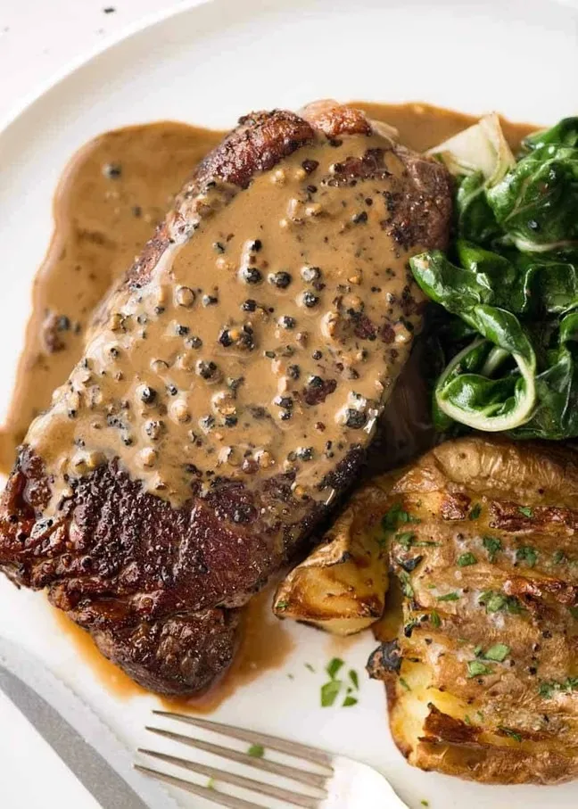 Steak Frites with Creamy Peppercorn Sauce Recipe 2 Steak Frites with Creamy Peppercorn Sauce