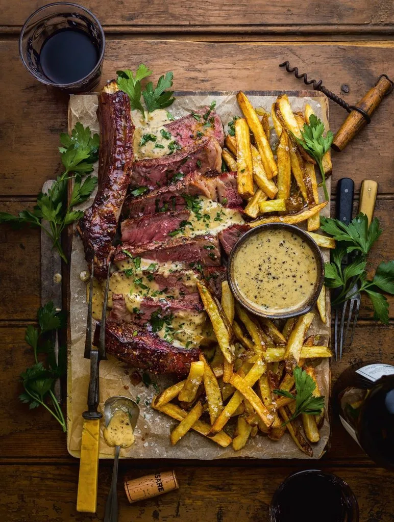 Steak Frites with Creamy Peppercorn Sauce Recipe 4 Steak Frites with Creamy Peppercorn Sauce