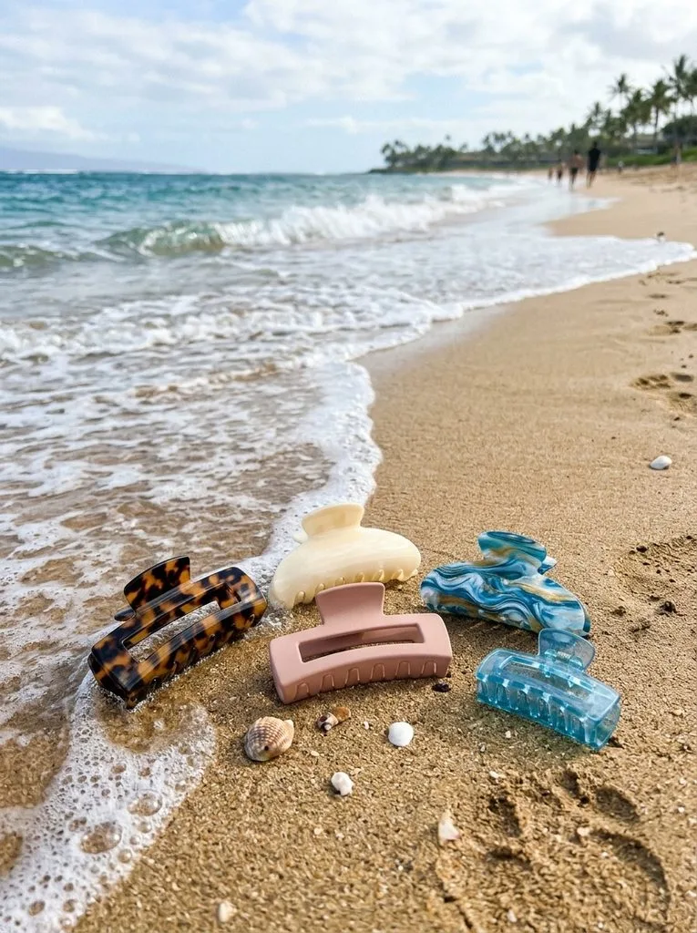 11 Beach Accessories for Women That Elevate Your Style 10 Chic Hair Claw Clips